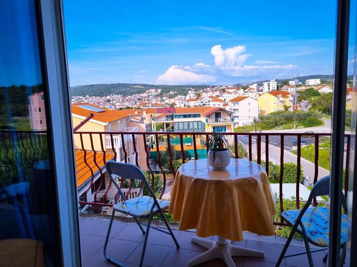Guest house Rooms Slavica Okrug Gornji