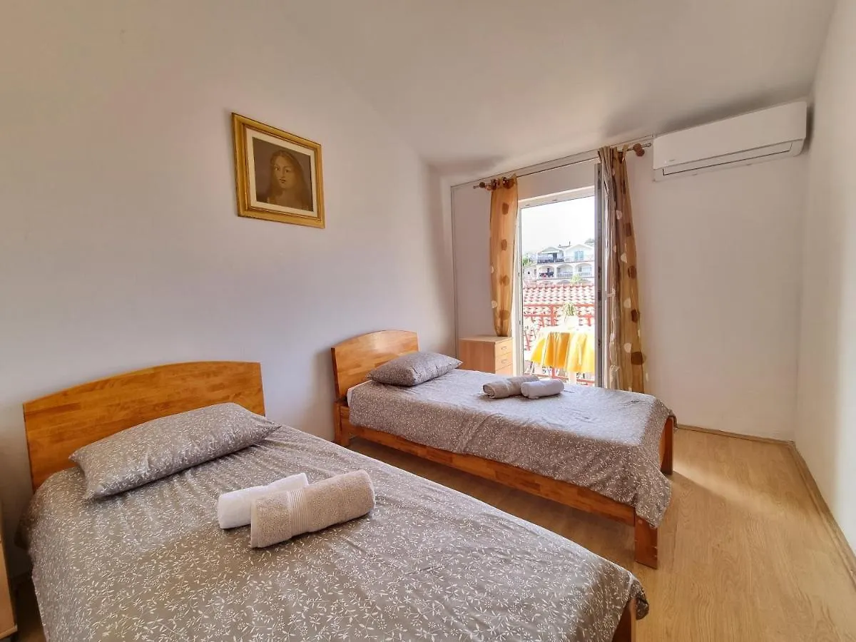 Rooms Slavica Okrug Gornji Affittacamere