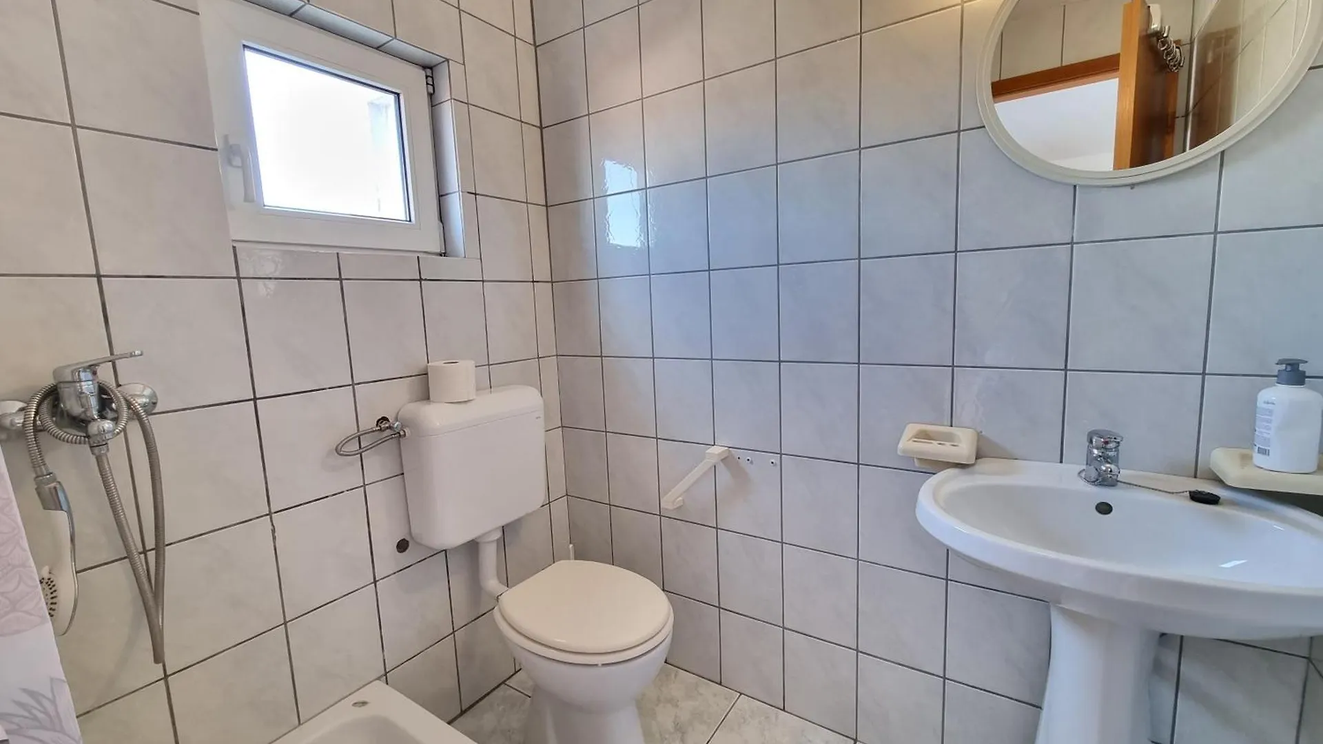 Rooms Slavica Okrug Gornji Croazia